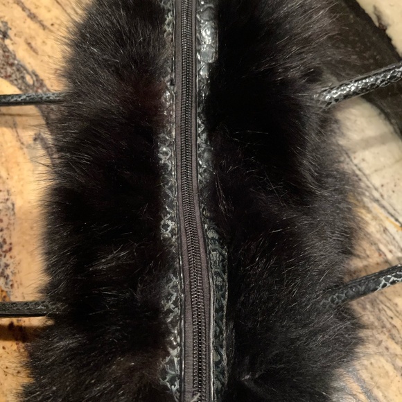 FABULOUS GENUINE FOX FUR HANDBAG - Picture 7 of 7